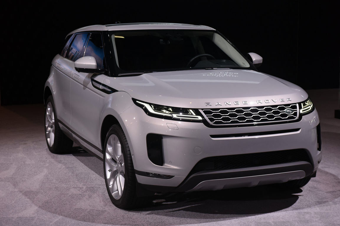 8. Range Rover Evoque 2019 (giá khởi điểm: 41.800 USD)