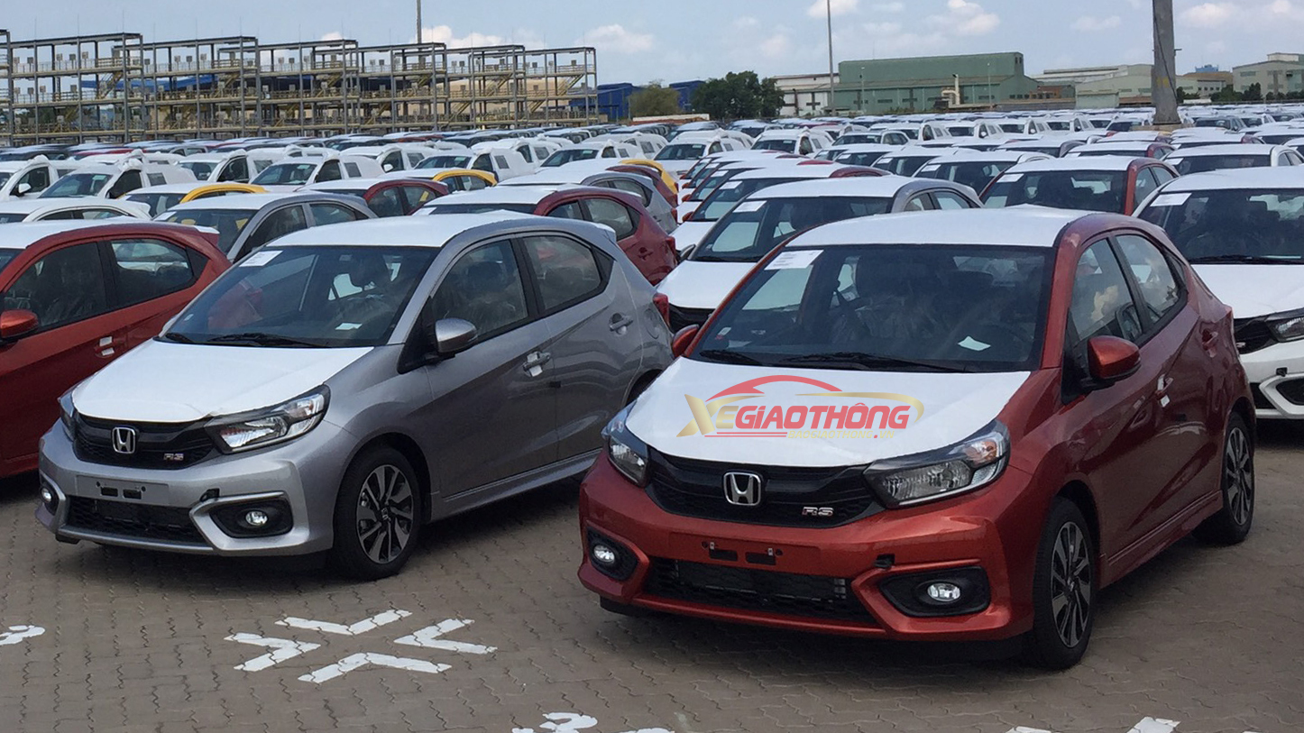 Cung cấp sức mạnh cho Honda Brio là khối động cơ 4 xi-lanh, có dung tích 1.2 lít cho công suất tối đa khoảng 90 mã lực, đi kèm hộp số sàn 5 cấp hoặc tự động vô cấp CVT