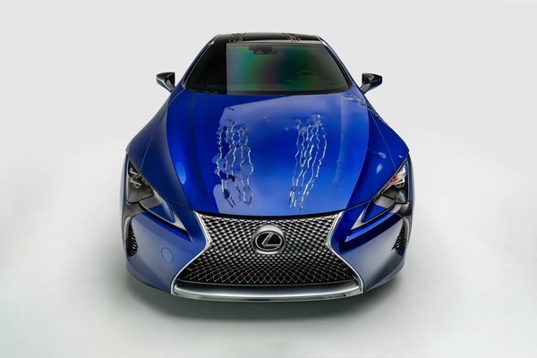 Lexus trong 'Black Panther'