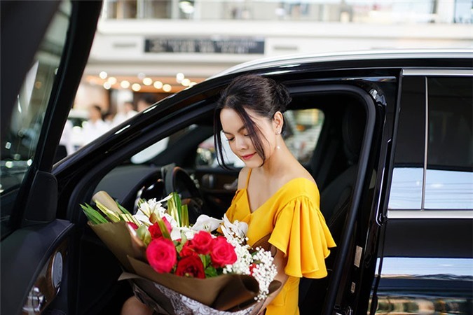 Mô-men xoắn cực đại 350 ngay từ vòng tua máy 1.200 vòng/phút, có mức tiêu hao nhiên liệu trung bình ở mức 6.5L/100 km. Đi kèm 5 chết độ lái khác nhau là "Comfort", "ECO", "Sport", "Sport+" và “Individual”