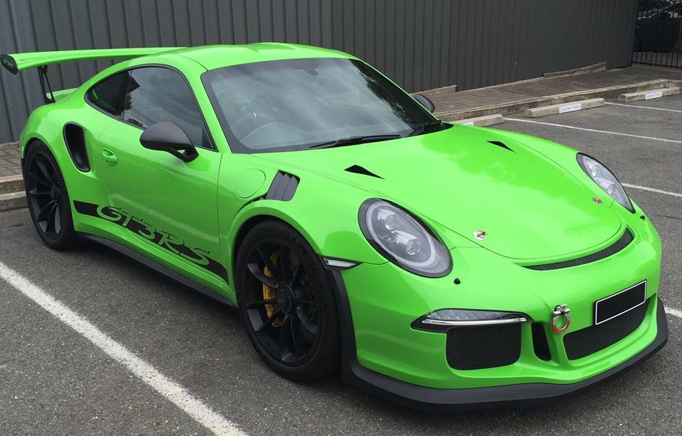 Mức bảo hành của xe là 4 năm, gồm 3 năm từ nhà sản xuất và 1 năm gia hạn bảo hành tại Việt Nam, bảo hành lỗ gỉ thân xe 12 năm