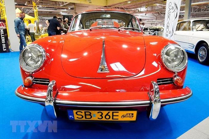 Chiếc Porsche 356 cổ khác