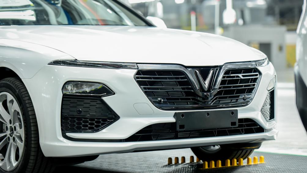 Theo ông Võ Quang Huệ, Phó Tổng giám đốc Vingroup, phụ trách dự án: "VinFast - một đề án rất lớn với tốc độ triển khai hỏa tốc, một chương trình hành động có thể nói là quá kinh khủng trong một khoảng thời gian kỷ lục như vậy