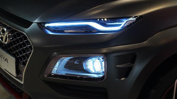 Đèn xe được thiết kế tinh tế