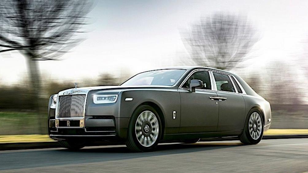 Rolls-Royce Phantom 2019: Mẫu xe này có giá ước tính tại Việt Nam khoảng hơn 70 tỷ đồng.