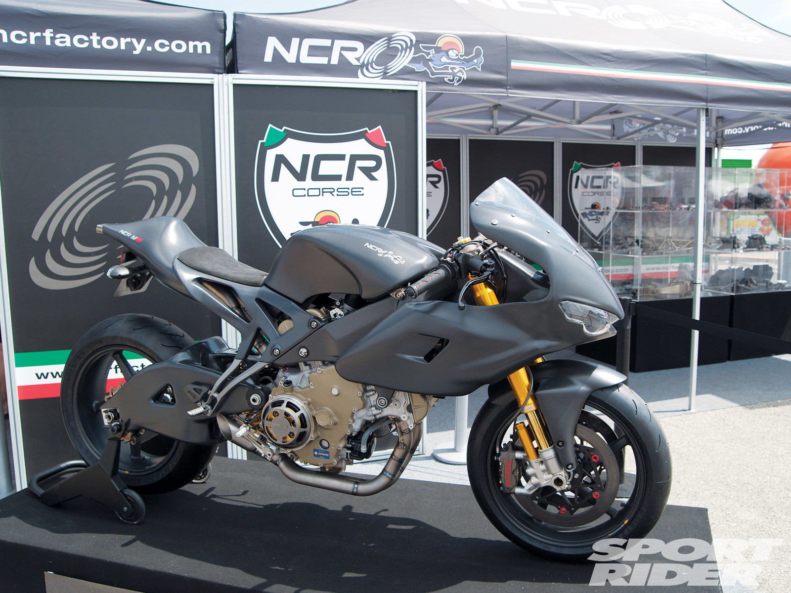 NCR M16 là một xưởng độ tại Italy chuyên xây dựng những chiếc môtô độc đáo nhất