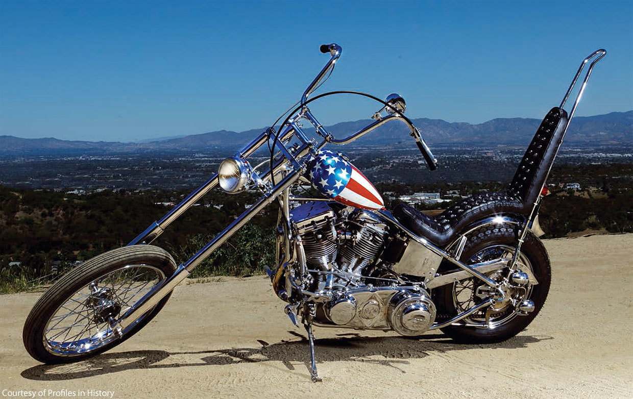 Captain America Panhead Chopper: Năm 2004, chỉ còn tồn tại 4 chiếc Captain America Panhead Chopper từng được sử dụng trong quá trình quay bộ phim Easy Rider - 1969, do Peter Fonda điều khiển