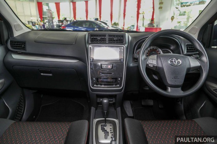 Về nội thất, ghế bọc vải là lựa chọn duy nhất và hệ thống điều hòa không khí kỹ thuật số