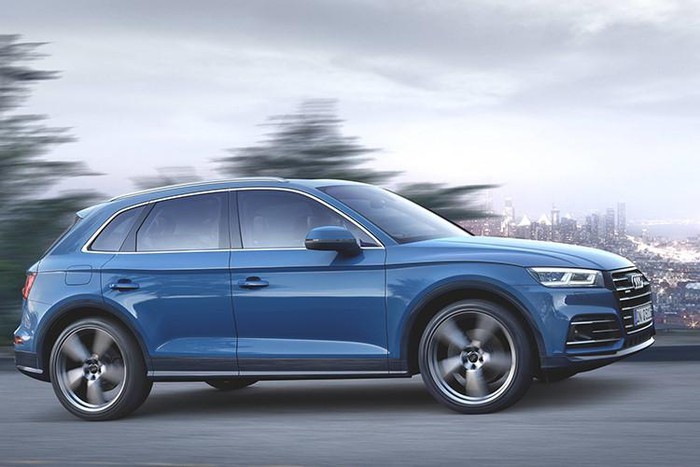 Về ngoại hình và nội thất, Audi Q5 55 TFSI e quattro 2020 sở hữu thiết kế tương đồng với các phiên bản Q5 tiêu chuẩn