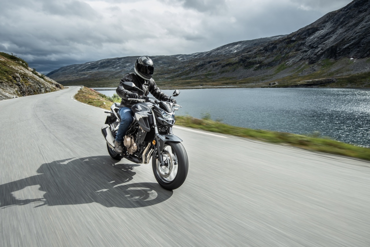 Sức mạnh của mẫu xe CB500F đến từ khối động cơ 2 xy-lanh song song với cấu trúc bên trong mô phỏng dòng xe CBR1000RR Fireblade 471 cc, DOHC, phun xăng điện tử, làm mát bằng dung dịch, cho công suất 47 mã lực tại 8.600 vòng/phút và mô-men xoắn 43 Nm tại 6.500 vòng/phút