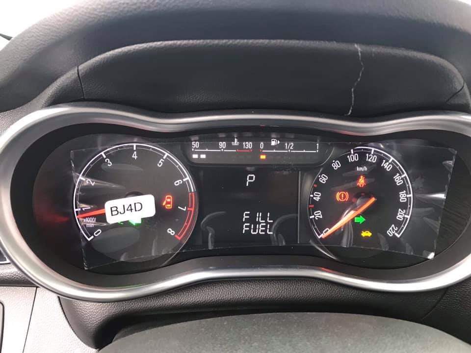 Bảng điều khiển bắt mắt trên VinFast Fadil.