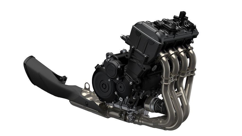 Cung cấp sức mạnh cho xe là động cơ 4 xi-lanh thẳng hàng DOHC 999cc lấy từ chiếc GSX-R1000 K5 đời 2005, nhưng đã được cải tiến toàn diện với họng ga đường kính 44mm, van bướm ga kép, kim phun 10 lỗ và tay ga cải tiến nhằm loại bỏ tình trạng giật ga