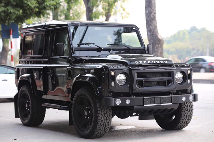 Sau khi về Việt Nam, giá trị ước tính của mẫu xe này sau khi ra các loại thuế phí là khoảng 5 tỷ đồng tại đại lý xe tư nhân ở Hà Nội