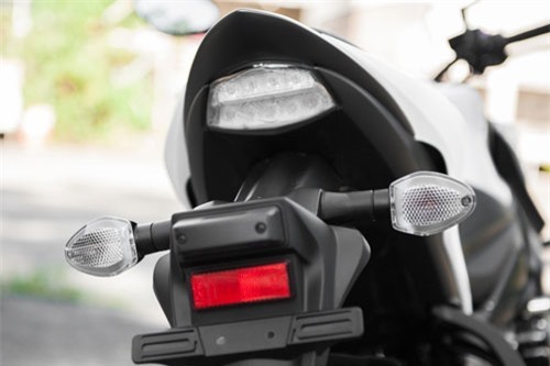 Đuôi xe được thiết kế đẹp mắt