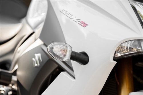 Tại Thái Lan, Suzuki GSX-S 1000F ABS 2019 có giá 619.000 Bath (tương đương 454,11 triệu đồng)