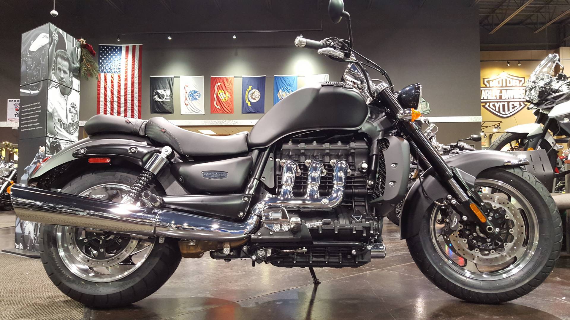 Theo một số nguồn tin, mẫu siêu môtô Triumph Rocket III TFC 2020 sẽ chính thức về đại lý chính hãng tại Việt Nam trong khoảng tháng 9 tới, đây được xem là siêu phẩm môtô cỡ lớn mang dáng cruiser của Triumph