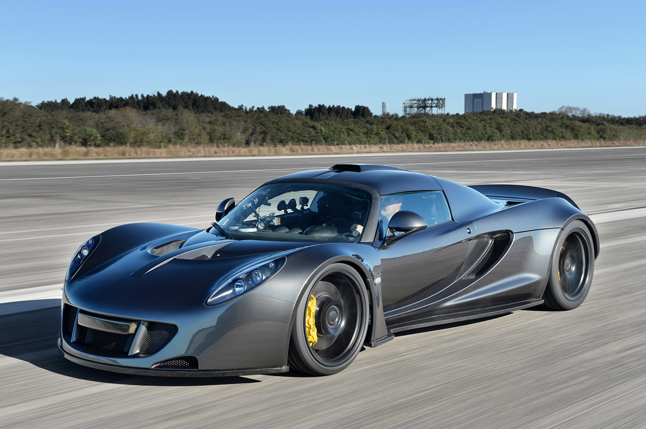 4. Hennessey Venom GT 434km/h