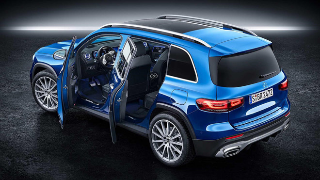 Di chuyển vào khoang cabin, dễ dàng nhận thấy nội thất của GLB 2020 được trang bị một số công nghệ mới nhất của nhà sản xuất xe sang Đức