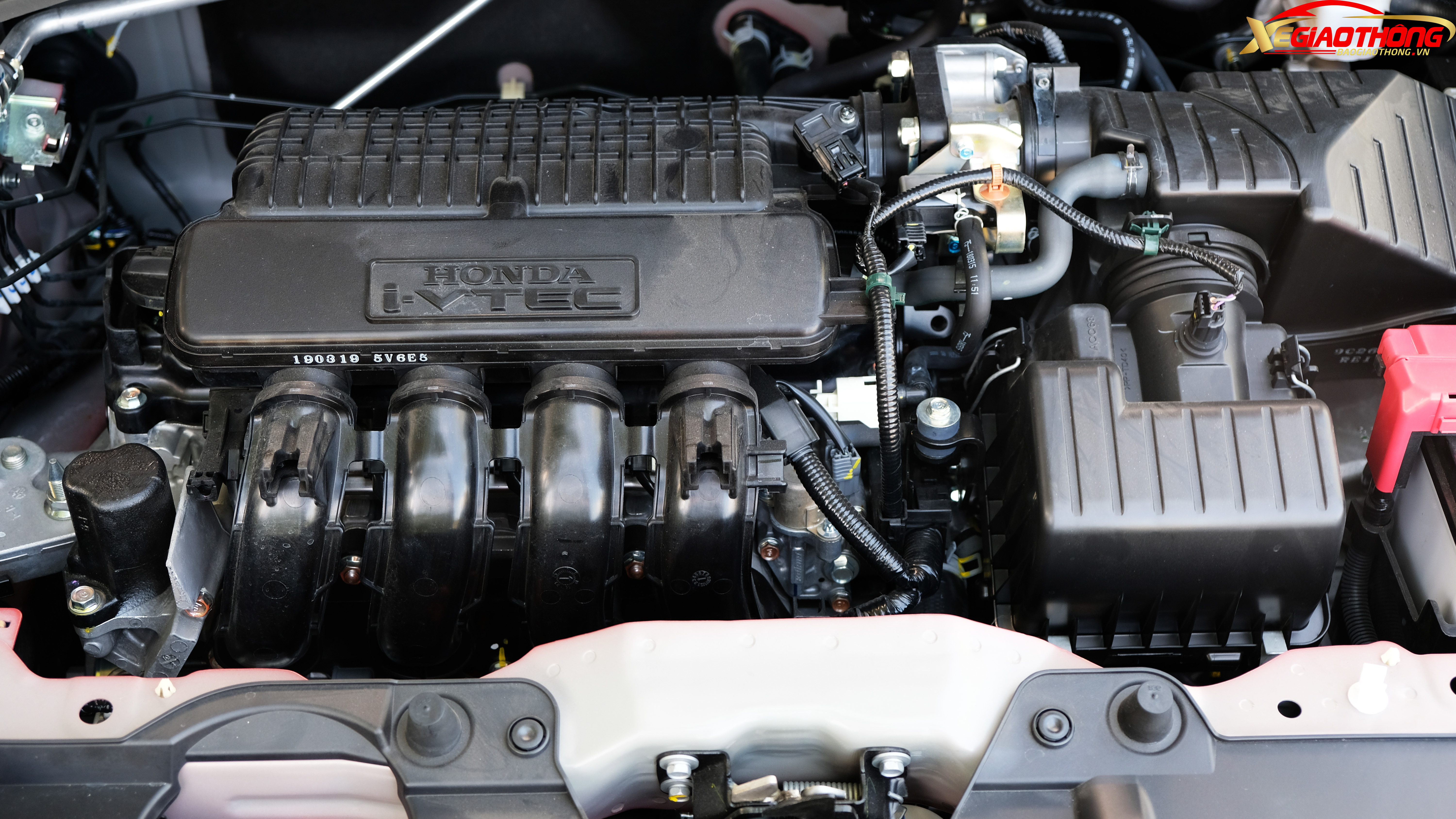 Tuy là phiên bản thể thao nhưng Honda Brio RS 2019 vẫn sử dụng động cơ 1.2 lít i-VTEC cho công suất tối đa 89 mã lực đi kèm hộp số tự vô cấp CVT.
