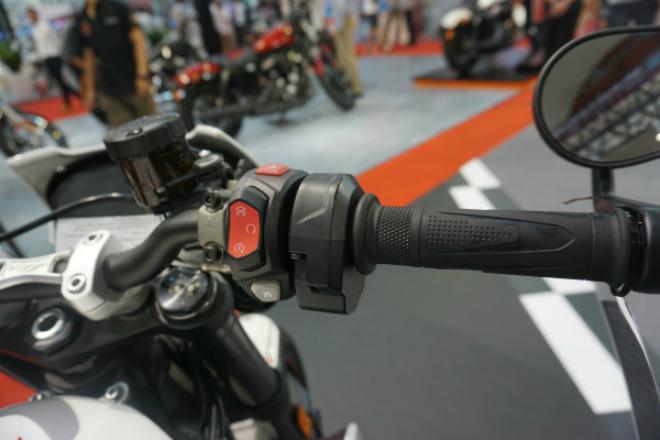 Mẫu xe này được bán tại Việt Nam với giá lên tới 430 triệu đồng