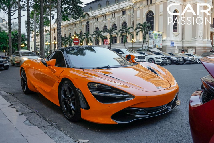 McLaren 720S thuộc dòng sản phẩm Super Series của hãng xe Anh Quốc, ra đời để thay thế cho chiếc 650S vốn dĩ được rất nhiều người chơi xe yêu mến tại Việt Nam