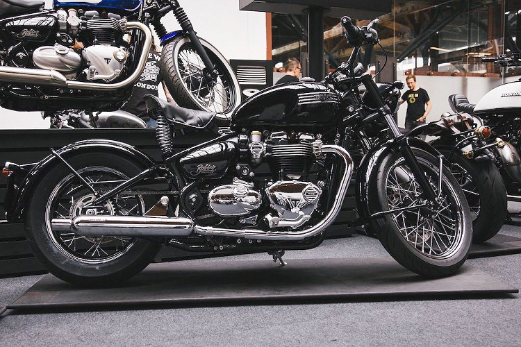 Bản độ của JS Gedge trông giống như một chiếc mô tô cổ từ khoảng những năm 1945 và là một sự vinh danh dòng Bonneville