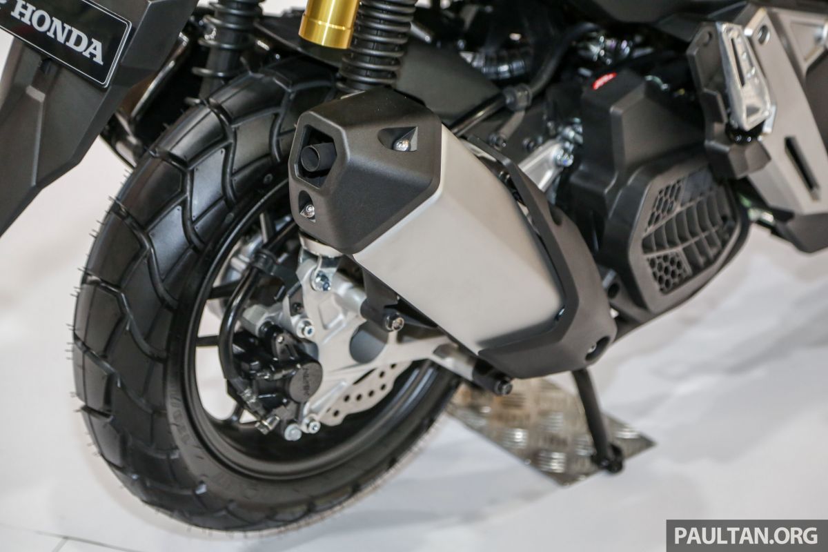 Ống xả tạo cảm giác khỏe khoắn cho xe