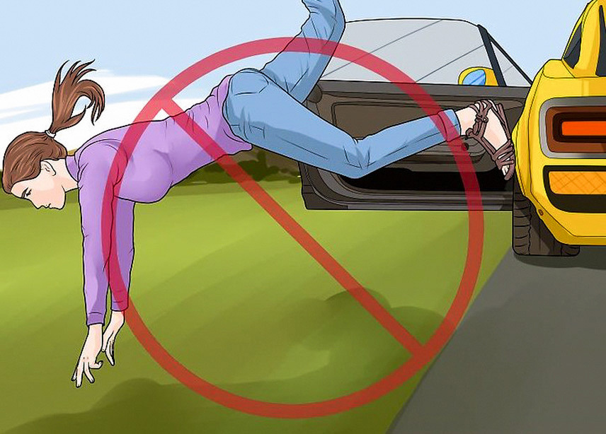 Không dùng hai tai chống tiếp đất: Dùng hai tay tiếp đất đầu tiên rất nguy hiểm, xương cổ tay có thể bị gãy vì phải chịu lực quá mạnh, chống đỡ cả cơ thể