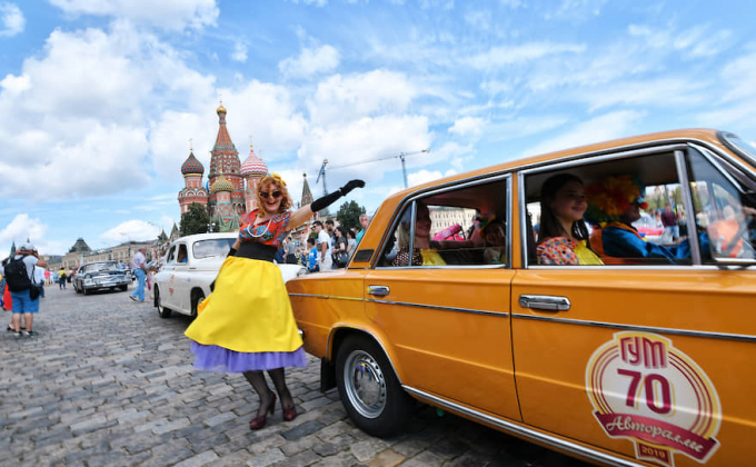 Chiếc xe "trẻ nhất" GUM AutoRally năm nay cũng đã 35 tuổi