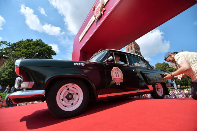 Cũng có không ít những người trẻ tuổi được sở hữu xe cổ thông qua thừa kế