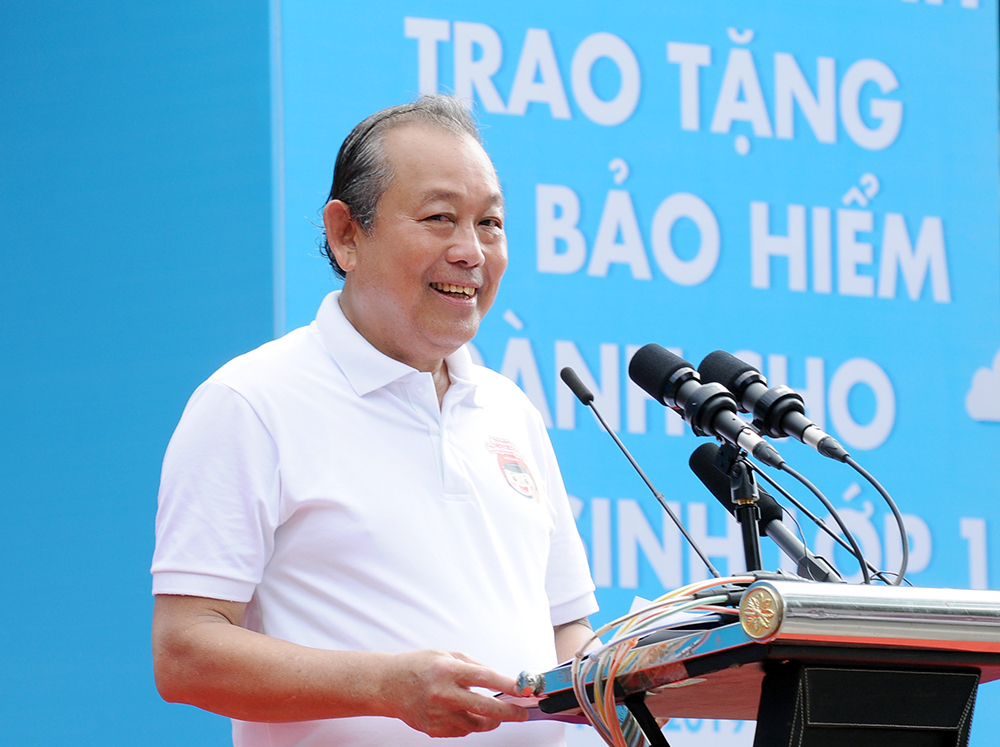 Phó Thủ tướng Thường trực Chính phủ, Chủ tịch Ủy ban ATGT Quốc gia Trương Hòa Bình phát biểu: "Hoạt động cùng đội MBH cho hơn 3.000 cháu học sinh lớp 1 hôm nay thể hiện tình yêu thương và lời cam kết mạnh mẽ của xã hội trong bảo vệ tính mạng cho thế hệ tương lai của đất nước, chung tay đẩy lùi nỗi đau do TNGT".