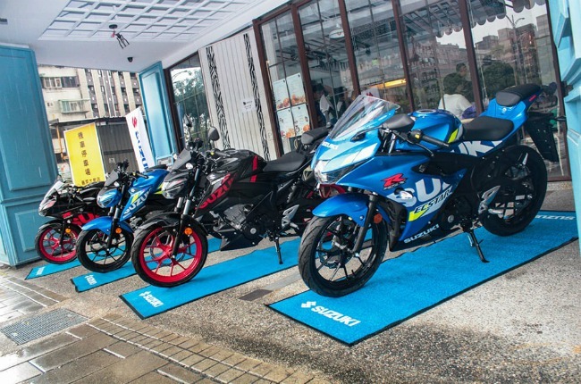 Bộ đôi này được xem là đối thủ mạnh của dòng xe Honda CB150R