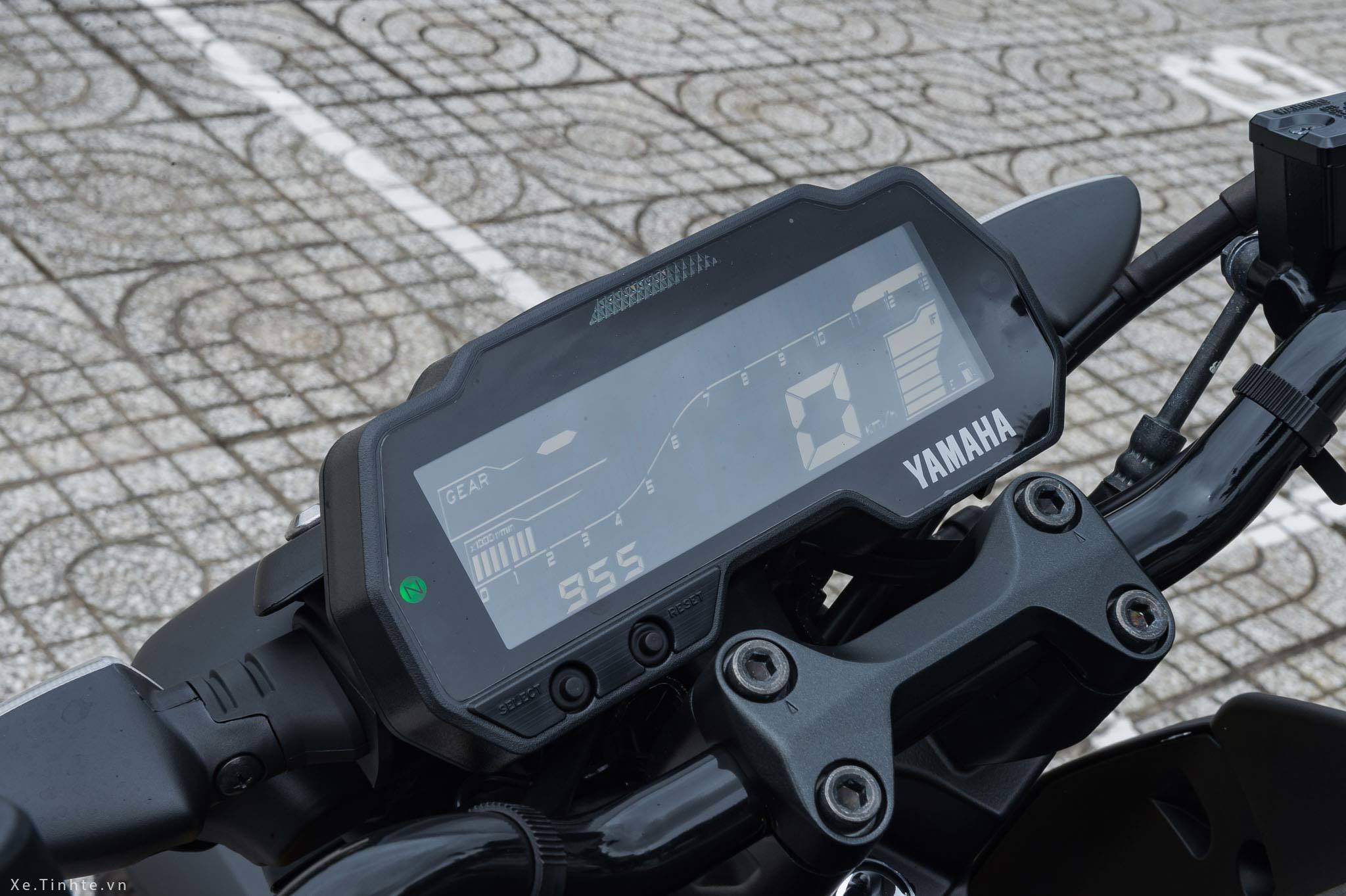 Mẫu xe mới của Yamaha ở thị trường Việt Nam sử dụng đồng hồ LCD