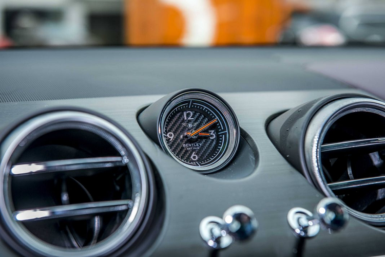 Quá trình thiết kế, chọn cấu hình của các dòng xe Bentley là một hành trình thú vị. Kết quả có được sẽ không đơn thuần là một chiếc xe được cá nhân hoá có một không hai mà chính là một món quà cho sự sáng tạo cá nhân để chủ nhân có thể tự hào và tận hưởng khi trải nghiệm