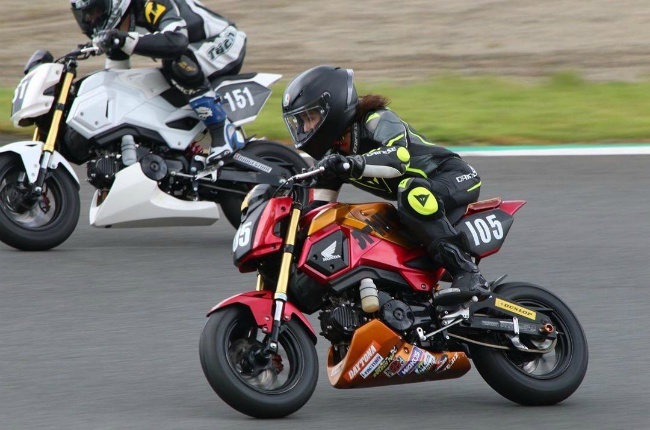 Thể hiện uy lực tốc độ