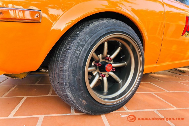 Toyota Celica Ta22 được chia sẻ chung nền tảng chia sẻ với ‘’người anh em’’ Toyota Carina sedan, Celica Ta22 là một sản phẩm ra đời để nhắm vào thị trường Bắc Mỹ để cạnh tranh trực tiếp với Ford Mustang 1964