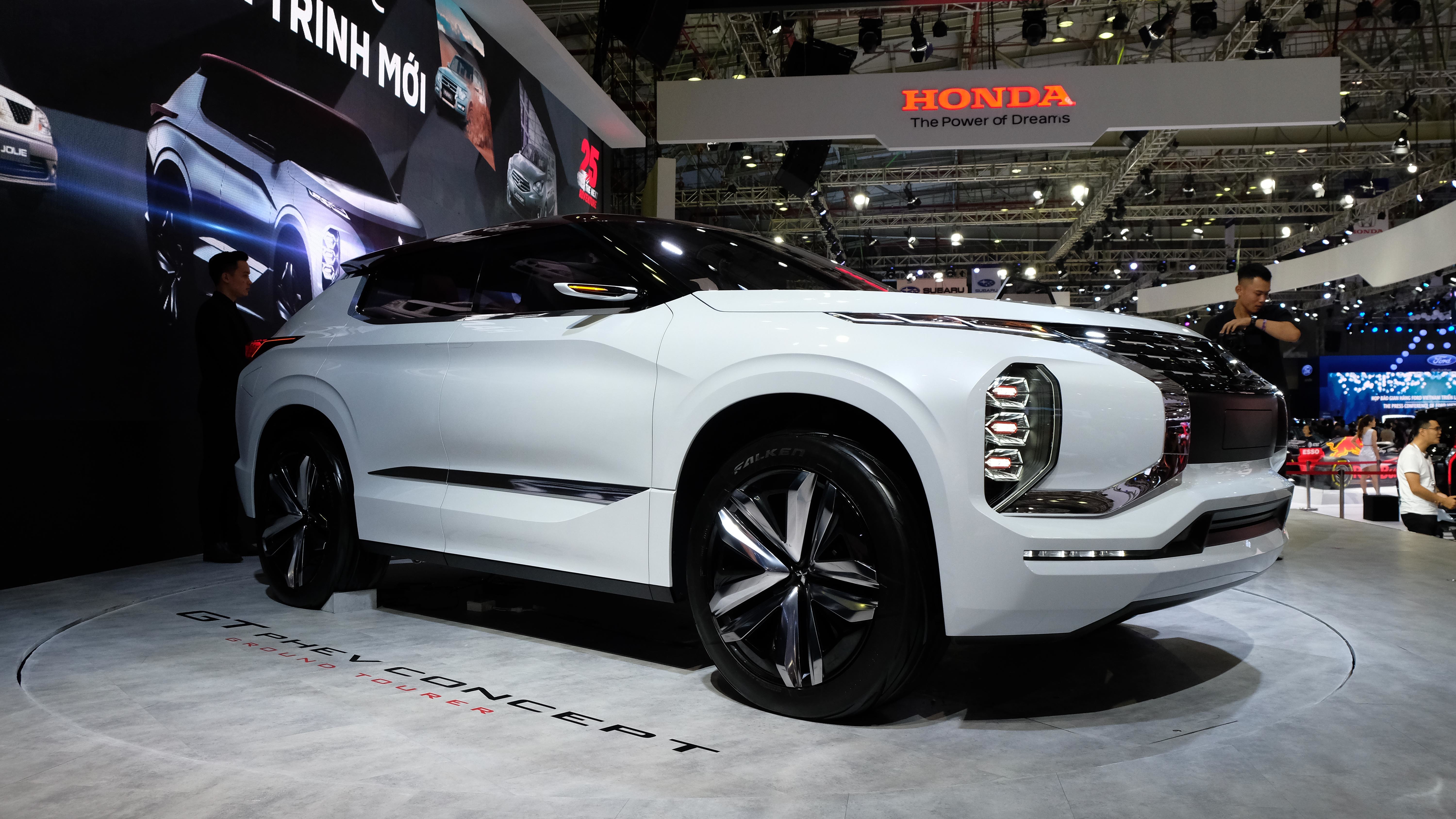 Mẫu xe độc đáo cuối cùng xuất hiện tại VMS 2019 là Mitsubishi GT-PHEV, lần đầu tiên được trưng bày tại Việt Nam