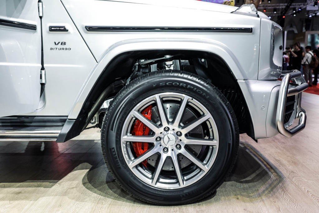 Đây là chiếc thứ 2 có màu độc và lạ sau màu Tomato Crazy năm 2017. Để sơn màu này chủ nhân và nhà máy thuyết phục hãng sản xuất vì hãng không bán màu này cho thị trường Đông Nam Á