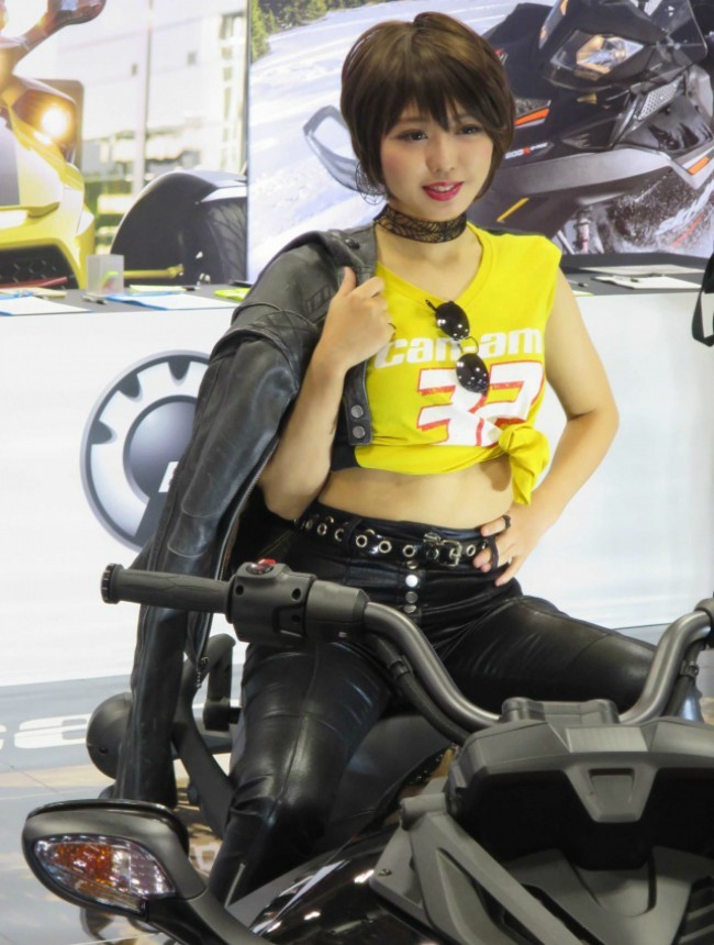 Nhưng cũng không kém phần duyên dáng