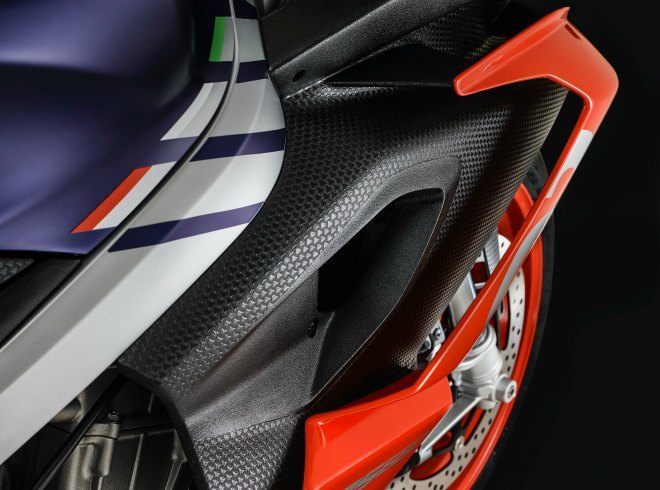 Những ưu thế mà bản mẫu Aprilia RS 660 đạt được cho thấy đây là một dòng mô tô tầm trung cực kì có máu mặt