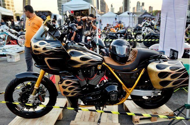 Triển lãm xe độ ở Bangkok (Thái Lan) là nơi thể hiện các ý tưởng thiết kế vô cùng độc đáo, từ đồ họa cho tới việc lắp ráp các chi tiết phụ kiện