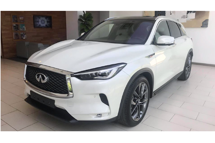 Infiniti Việt Nam đ&atilde; ch&iacute;nh thức mở b&aacute;n v&agrave; nhận đặt cọc từ th&aacute;ng 1/2020 cho mẫu xe QX50 với mức gi&aacute; ni&ecirc;m yết 2,45 tỷ đồng. Như vậy, tạm t&iacute;nh mức gi&aacute; lăn b&aacute;nh cho mẫu xe n&agrave;y sẽ v&agrave;o khoảng 2,8 tỷ đồng