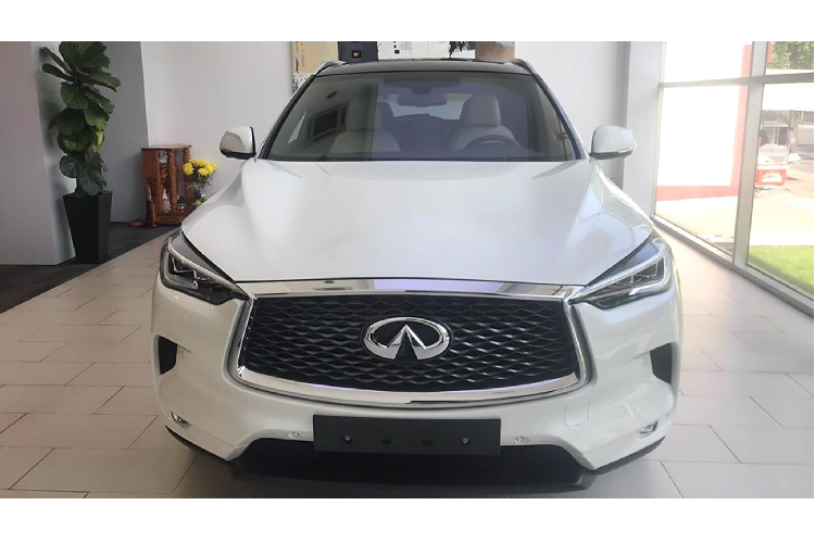 Ra mắt v&agrave;o cuối năm 2017, thế hệ mới của Infiniti QX50 mang phong c&aacute;ch thiết kế cao cấp v&agrave; hiện đại hơn nhờ v&agrave;o ng&ocirc;n ngữ thiết kế mới