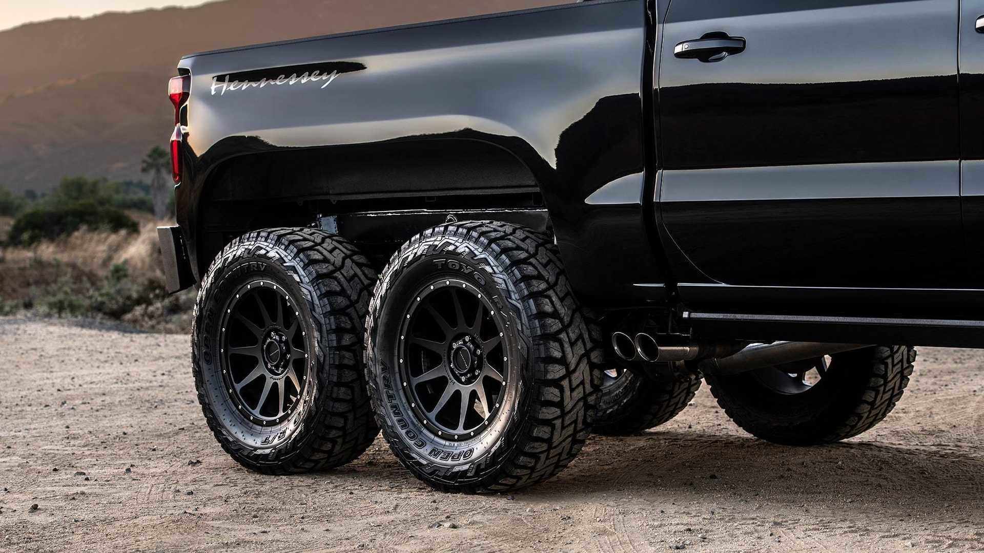 Việc đưa chiếc xe này về và có thể lưu hành hợp pháp tại Việt Nam là điều không hề dễ dàng