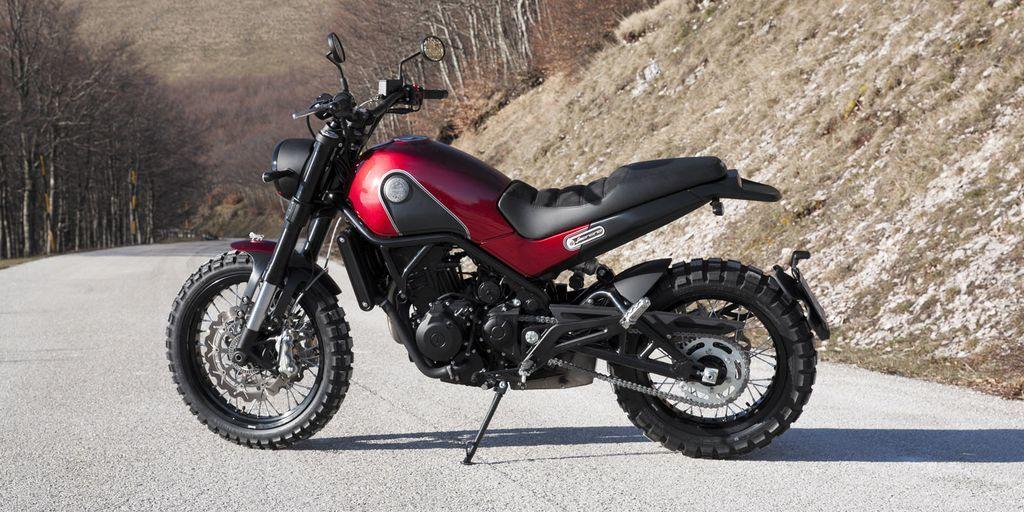 12. Benelli Leoncino (129 triệu)