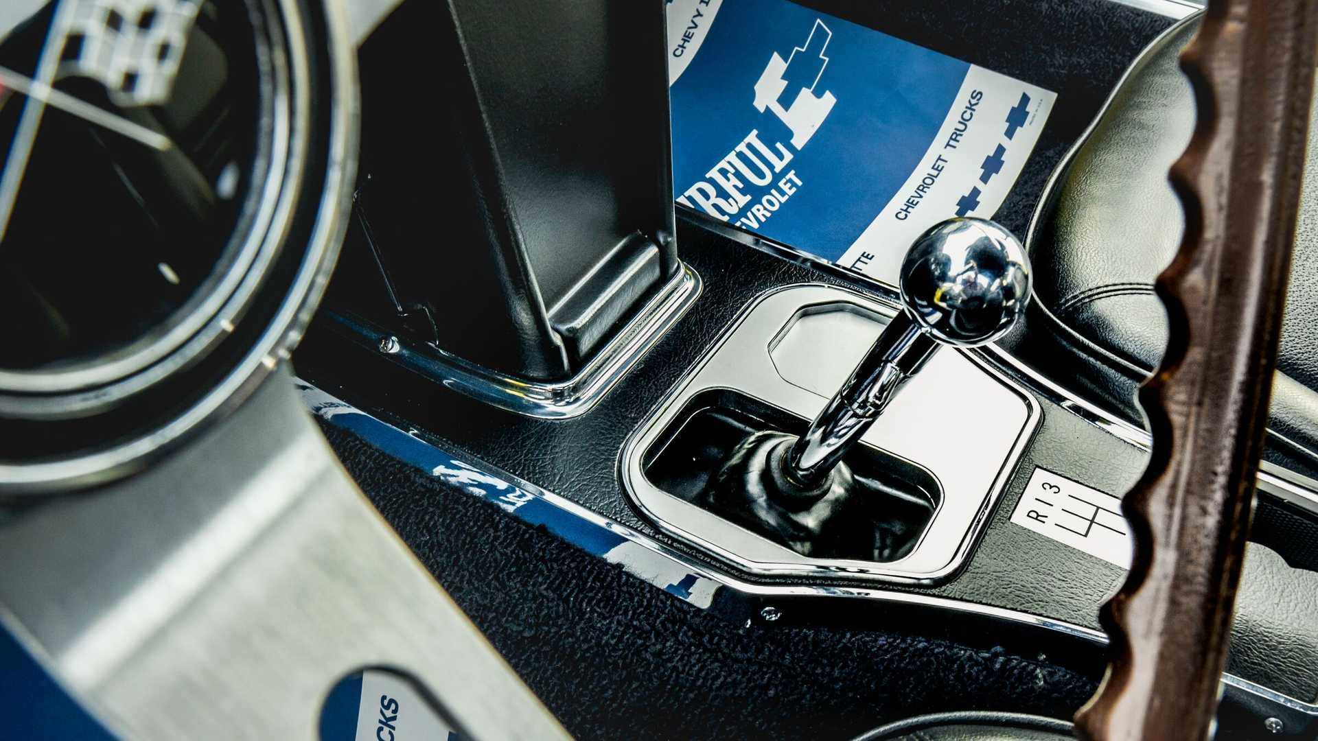 Với những phần giá trị vượt trội của nó, chiếc Chevrolet Corvette L88 đời 1967 đã giành nhiều giải thưởng danh giá