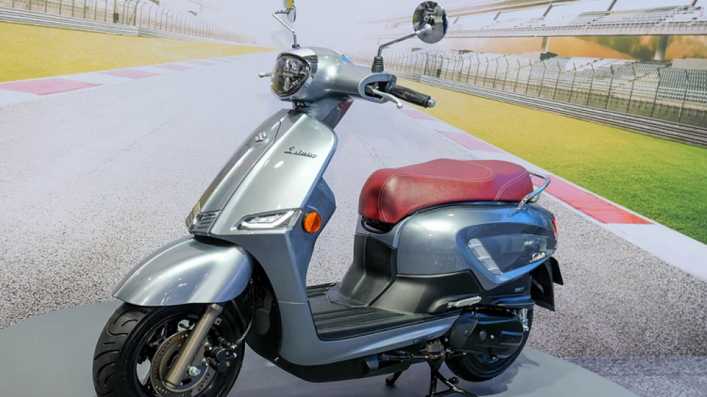 Mới đây, hãng xe Nhật Bản - Suzuki vừa chính thức trình làng tới công chúng Đài Loan mẫu xe tay ga Saluto 125