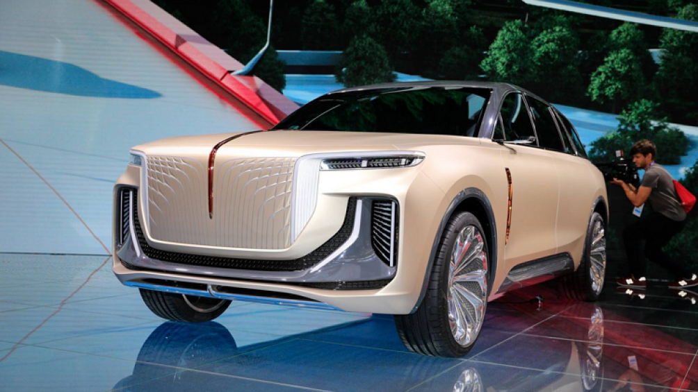 Hongqi E115: Với dân chơi xe châu Âu và Mỹ, Hongqi (Hồng Kỳ) là cái tên quá xa lạ, nhưng lại nổi trội ở Trung Quốc
