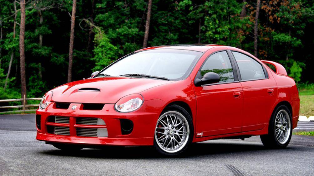 8. Dodge Neon SRT-4 2002 (10.000 USD)