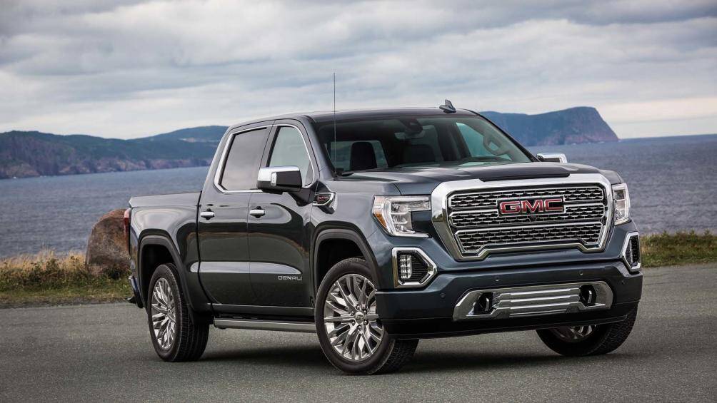 4. GMC Sierra: 3.0L Turbo Diesel I6